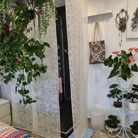 Cozy With A Beautiful Garden View
