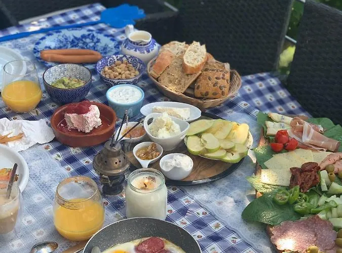 Homestay szállás Cozy With A Beautiful Garden View Baunatal