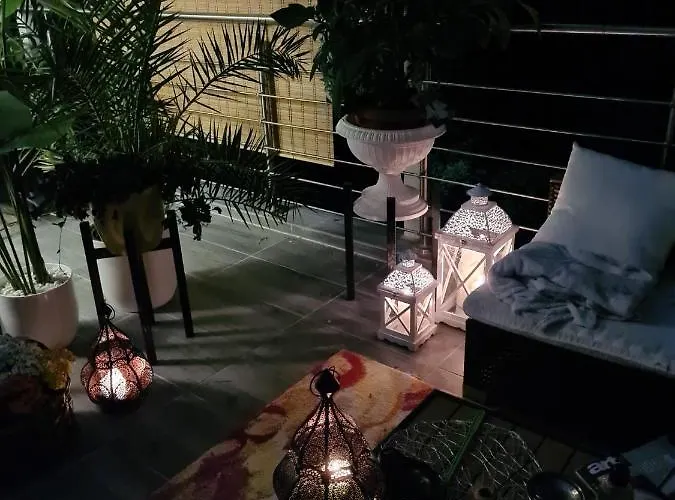 Cozy With A Beautiful Garden View ホームステイ *